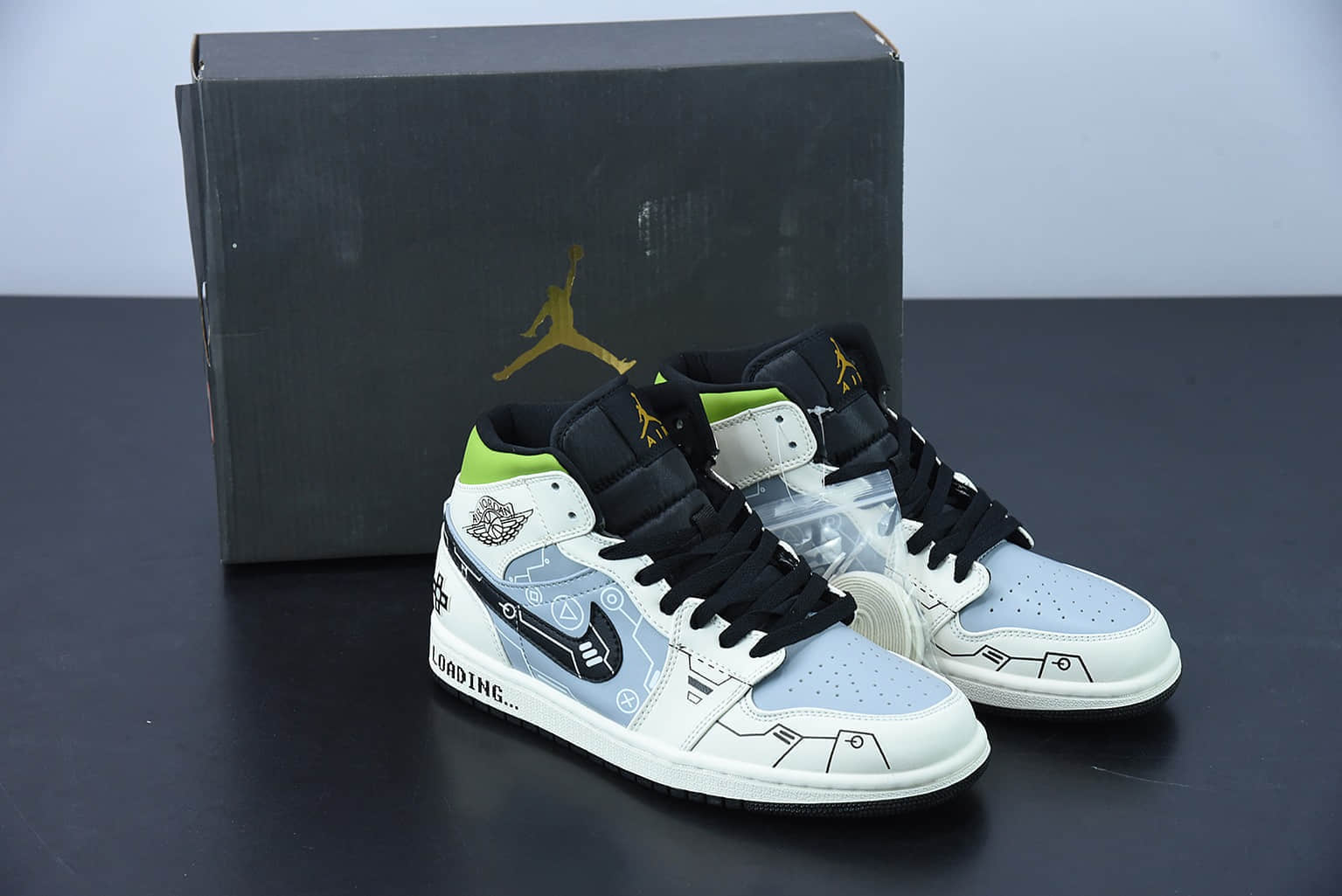 乔丹Air Jordan 1 Mid 中帮灰绿电玩立体按键游戏机篮球鞋纯原版本 货号：554725-170