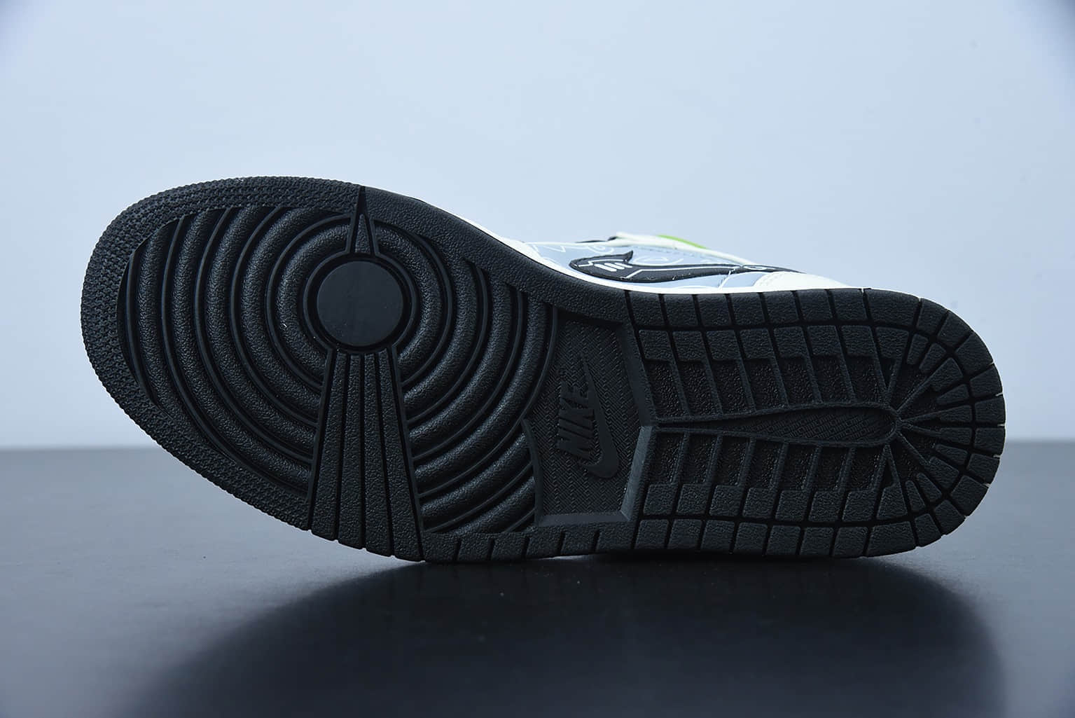乔丹Air Jordan 1 Mid 中帮灰绿电玩立体按键游戏机篮球鞋纯原版本 货号：554725-170