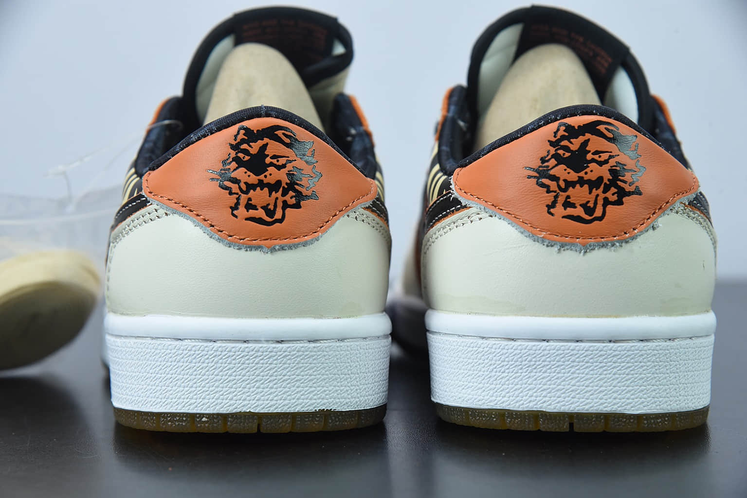 乔丹Air Jordan 1 Low OGChinese New YearAJ1低帮虎年限定米黄虎纹经典低帮文化百搭休闲运动篮球鞋纯原版本 货号：DH6932-100