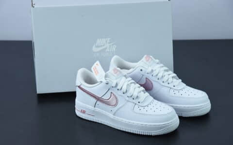 耐克 Nike Wmns AF 1’07 Low GSWhiteRose Pink空军一号荔枝皮白玫瑰粉经典低帮百搭休闲运动板鞋纯原版本 货号：CT3839-104