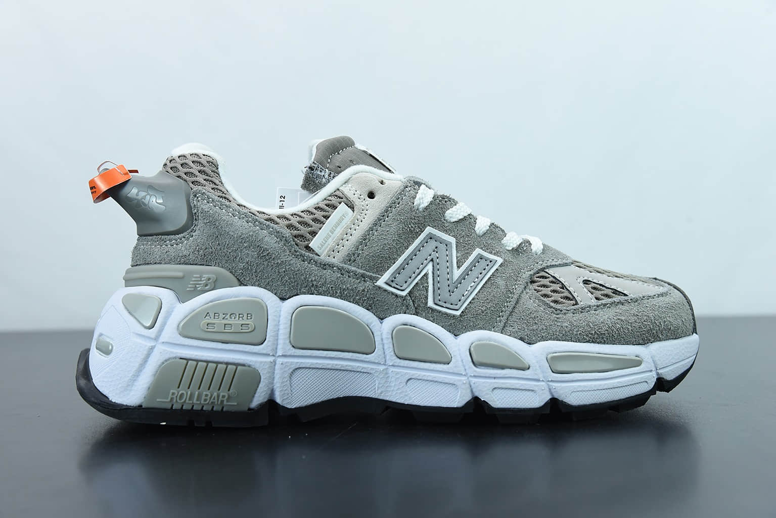 新百伦 New Balance Salehe Bembury x New Balance  Yurt 灰色联名复古休闲跑步鞋纯原版本 货号：MS574YSC