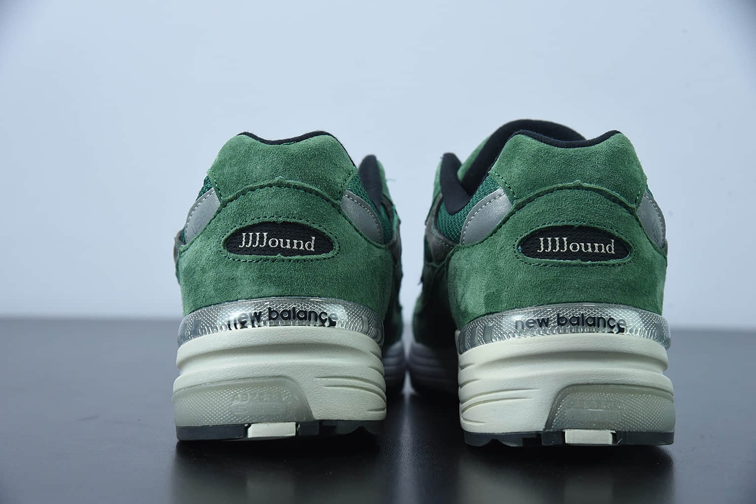 新百伦 New Balance Made in USA M992系列美产血统经典复古休闲运动百搭老爹跑步鞋纯原版本 货号：M992JJ