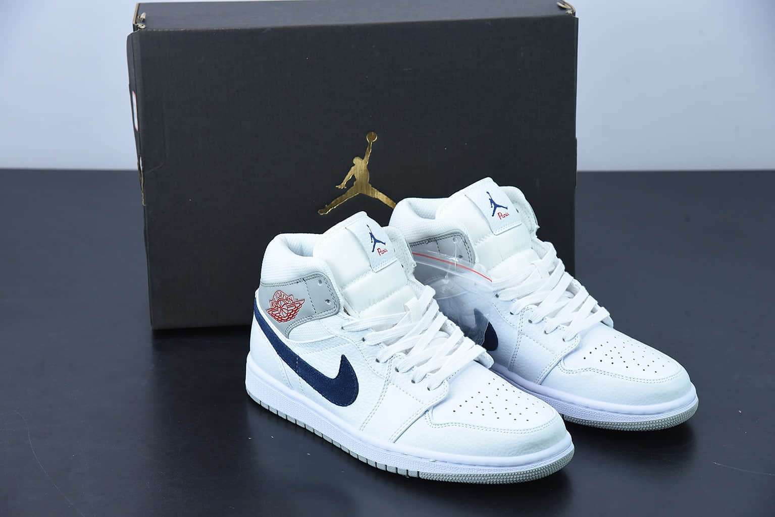 乔丹 Air Jordan 1 Mid “Paris” 中帮白灰巴黎休闲文化篮球鞋纯原版本 货号：DR8038-100