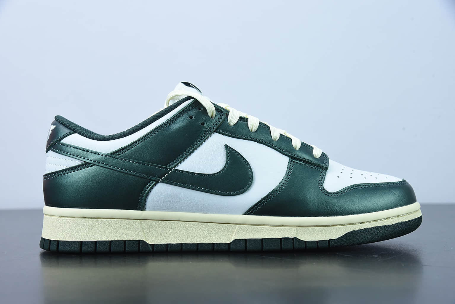 耐克 Nike Dunk Low  Vintage Green 海军绿做旧白绿低帮运动休闲板鞋纯原版本 货号：DQ8580-100