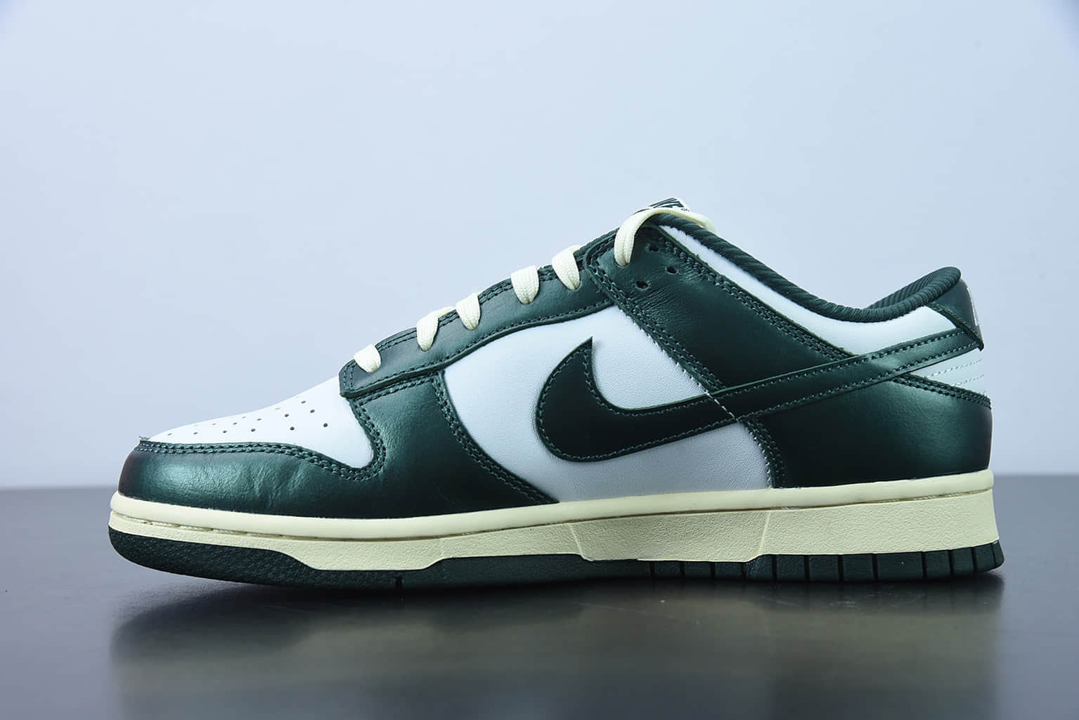 耐克 Nike Dunk Low  Vintage Green 海军绿做旧白绿低帮运动休闲板鞋纯原版本 货号：DQ8580-100