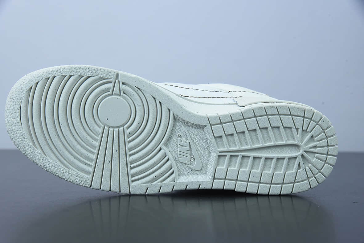耐克 Nike Wmns Dunk Low Disrupt 2Pale Ivory解构米白粉双钩轻量扣篮破坏二代系列全新解构风滑板板鞋纯原版本 货号：DH4402-100