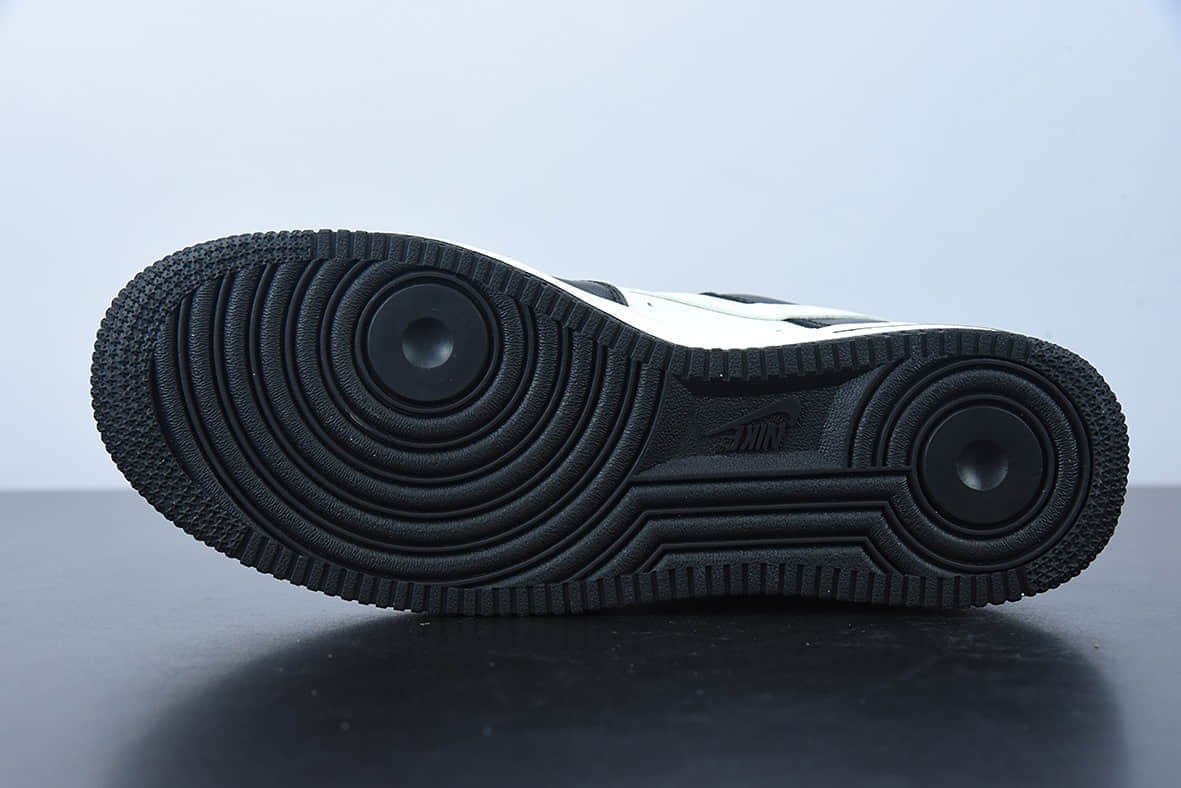 耐克 Nike Air Force 1 Low 奥利奥空军一号低帮百搭休闲运动板鞋纯原版本 货号：FG5969-806