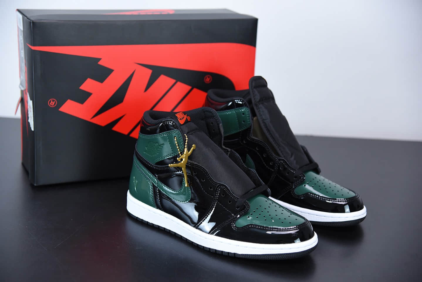 乔丹Air Jordan SoleFly x Air Jordan 1 Retro High OG黑绿橙漆皮迈阿密漆皮绿色大宝剑高帮文化篮球鞋纯原版本 货号：AV3905-038