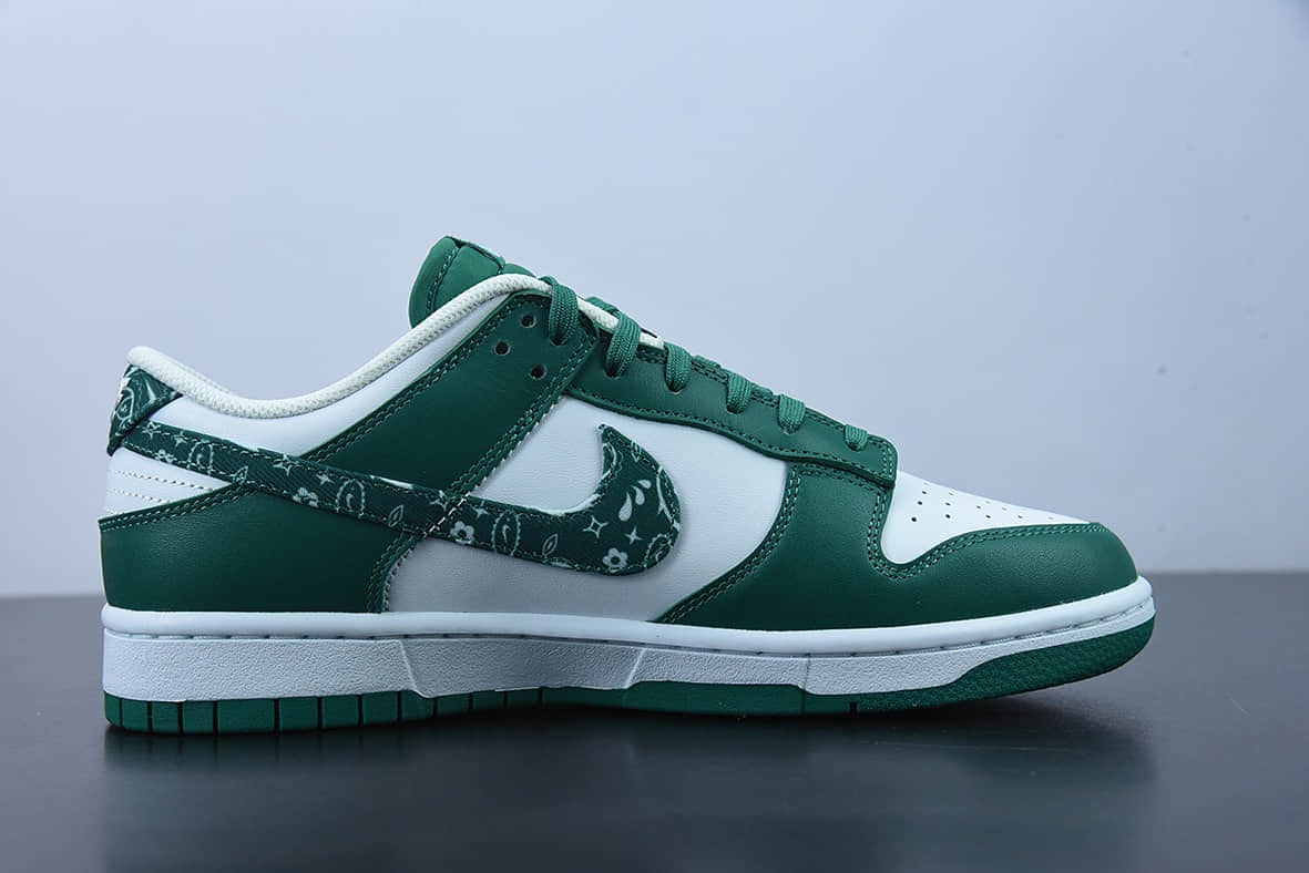 耐克 Nike Dunk Low ESS“Green Paisley” 白绿腰果花佩斯利联名低帮休闲文化板鞋纯原版本 货号：DH4401-102