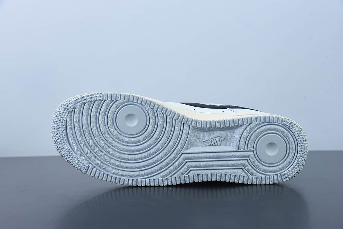 耐克 Nike Air Force 1 Low 空军一号情人节限定苏格兰风格爱心vibe做旧风低帮百搭休闲板鞋纯原版本 货号：CW2288-112