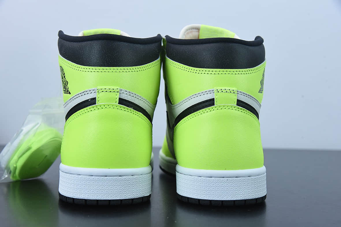 乔丹Air Jordan 1 High OG Volt AJ1 乔1全新荧光绿高帮篮球鞋纯原版本 货号：555088-702