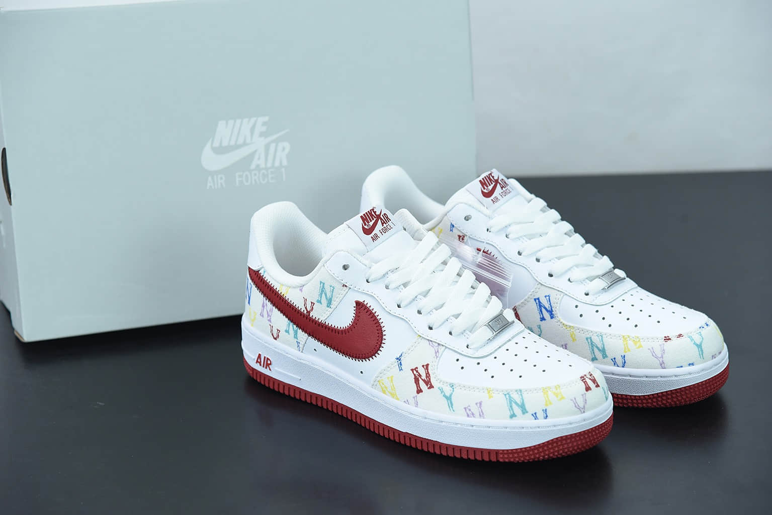 耐克Nike Air Force 1 LoW ’07 MLB 洋基队联名白红满天星配色空军一号低帮休闲板鞋纯原版本 货号：315122-443