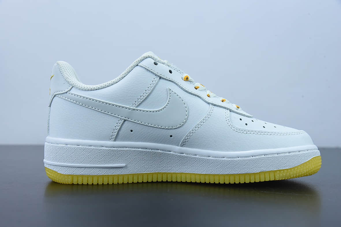 耐克Nike Air Force 1 Low 07 小雏菊星星魔术贴空军一号低帮休闲板鞋纯原版本 货号：CR6566-098