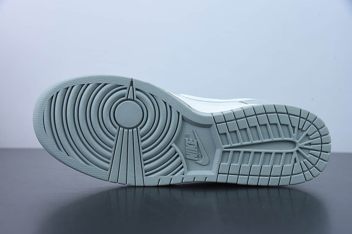 耐克 Nike SB Dunk Low “Grey White” 酷灰色低帮休闲文化滑板鞋纯原版本 货号：DJ6188-001