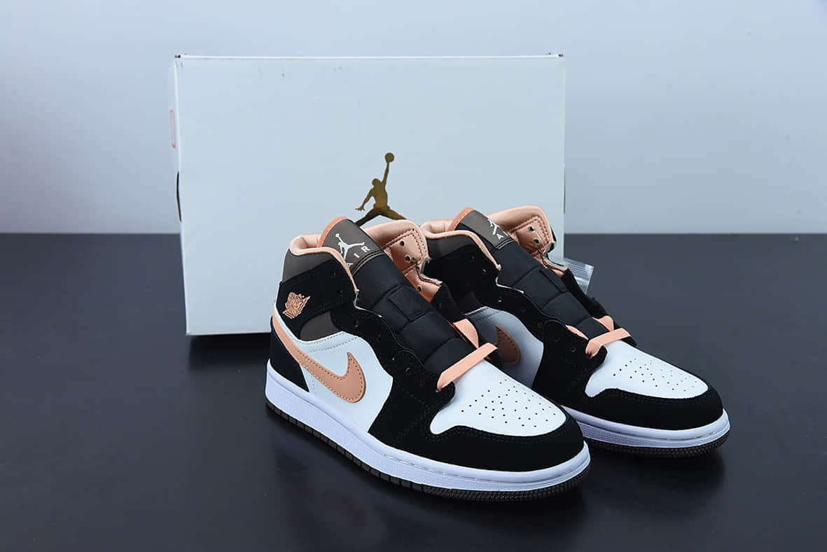 乔丹Air Jordan AJ1 Mid “Apricot Agate” 蜜桃摩卡中帮篮球鞋纯原版本 货号：DH0210-100