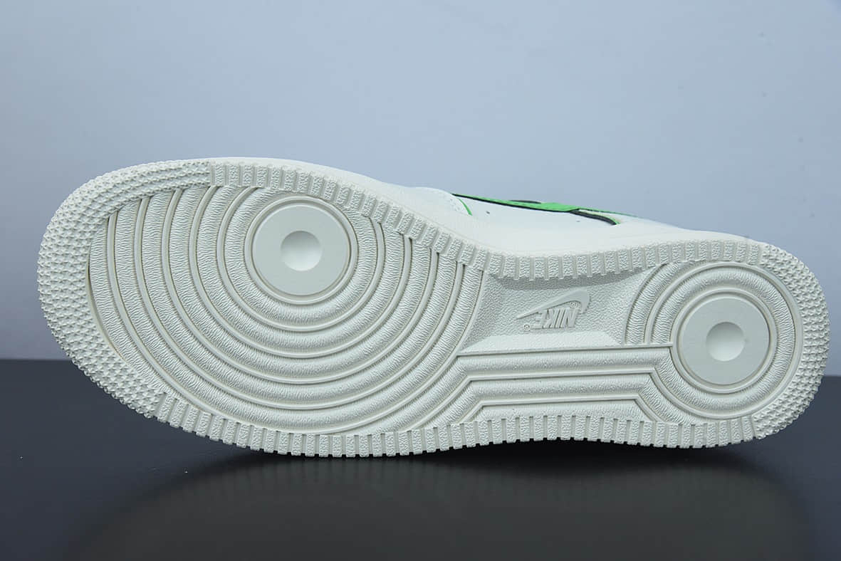 耐克Nike Air Force 1米白绿炫彩“夜魔侠” 空军一号低帮休闲运动板鞋纯原版本 货号：UH8958-022