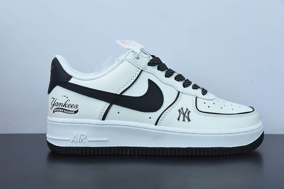 耐克Nike Air Force 1 x NY Yankee美国榄球洋基队米白黑边NY印花空军一号低帮休闲板鞋纯原版本 货号：BS8806-511