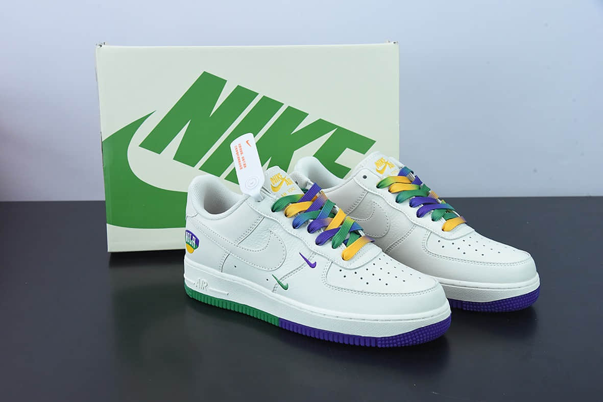 耐克Nike Air Force 1 “新奥尔良鹈鹕队白紫绿” 空军一号低帮休闲运动板鞋纯原版本 货号：TF8896-303