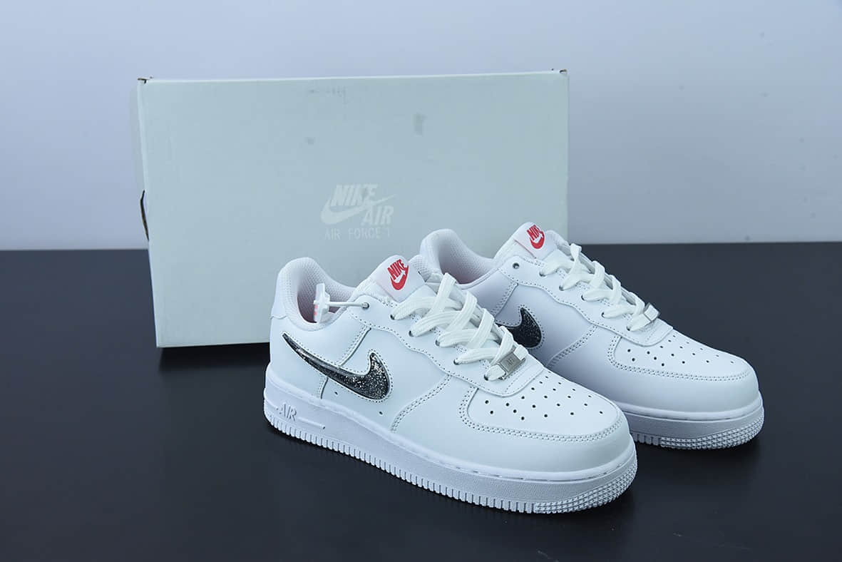 耐克Nike Air Force 1 LV8（GS）白银满天星果冻勾空军一号低帮休闲板鞋纯原版本 货号：DC9651-100