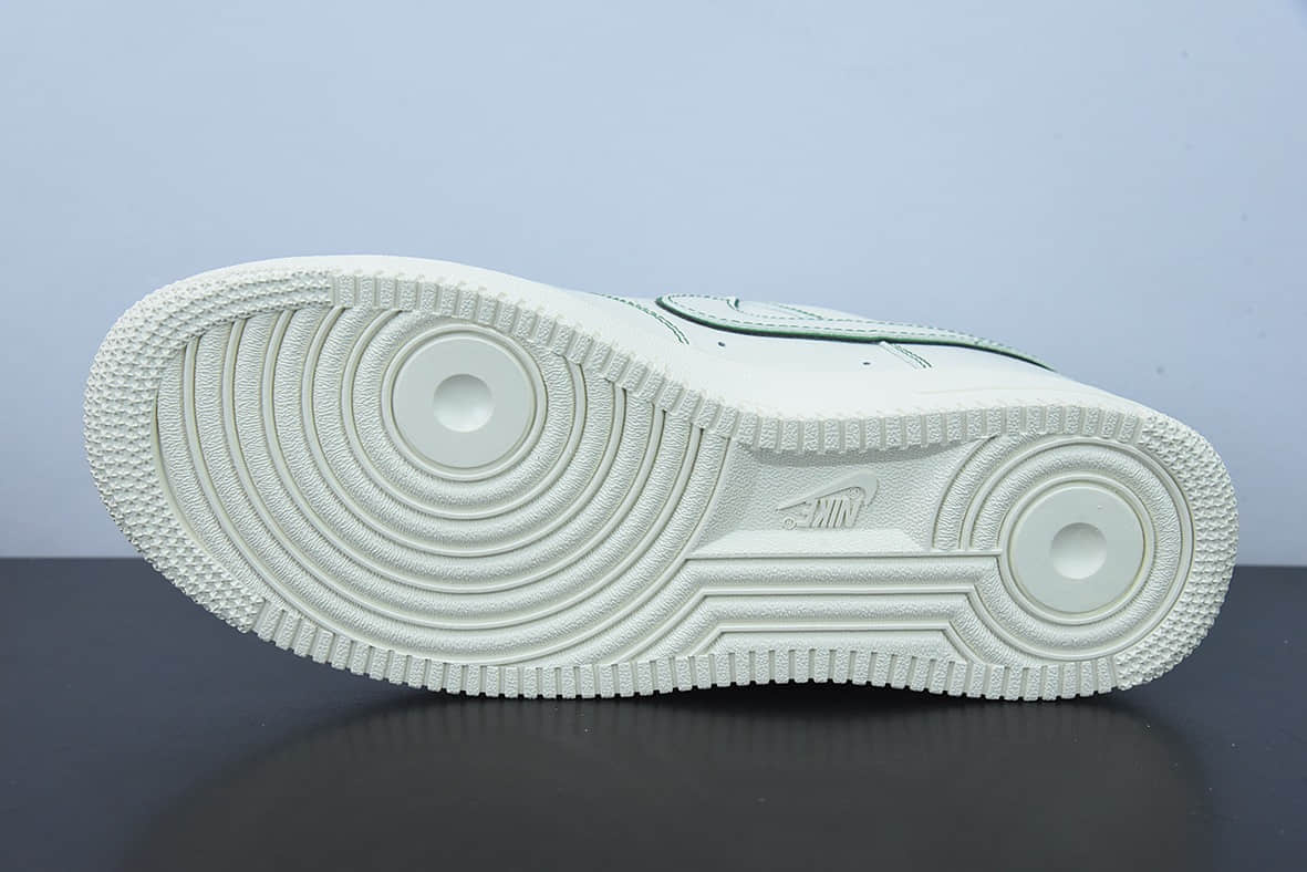 耐克Nike Air Force 1 Low 白绿满天星空军一号低帮休闲板鞋纯原版本 货号：315122-505