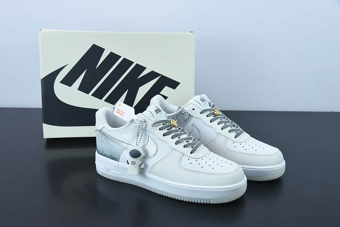 耐克Nike Air Force 1 Low 太空银50周年空军一号低帮休闲板鞋纯原版本 货号：DA8302-333