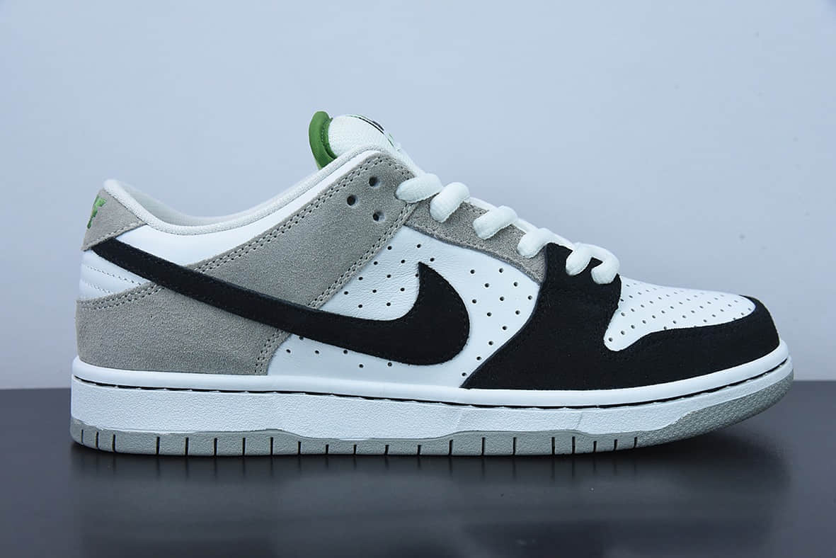 耐克Nike SB Dunk Low Chloroph yll 灰白黑叶绿素低帮休闲板鞋纯原版本 货号：BQ6817-011