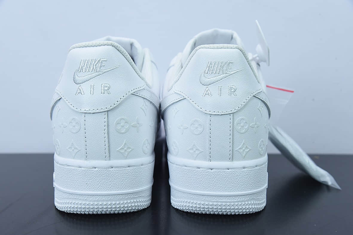 耐克Nike Air Force 1'07 Low LV联名款纯白印花空军一号3M反光低帮休闲板鞋纯原版本 货号：315122-118