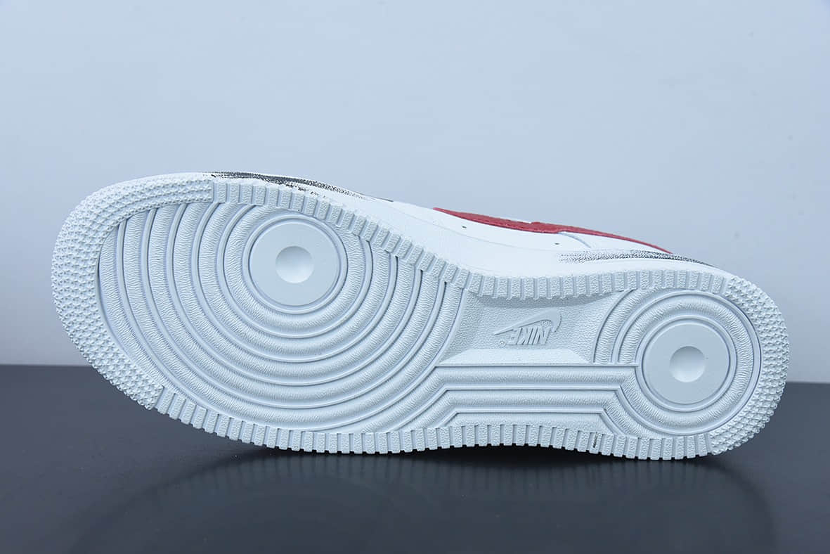耐克Nike Air Force 1 金刚涂鸦空军一号低帮运动休闲板鞋纯原版本 货号：CW2288-111