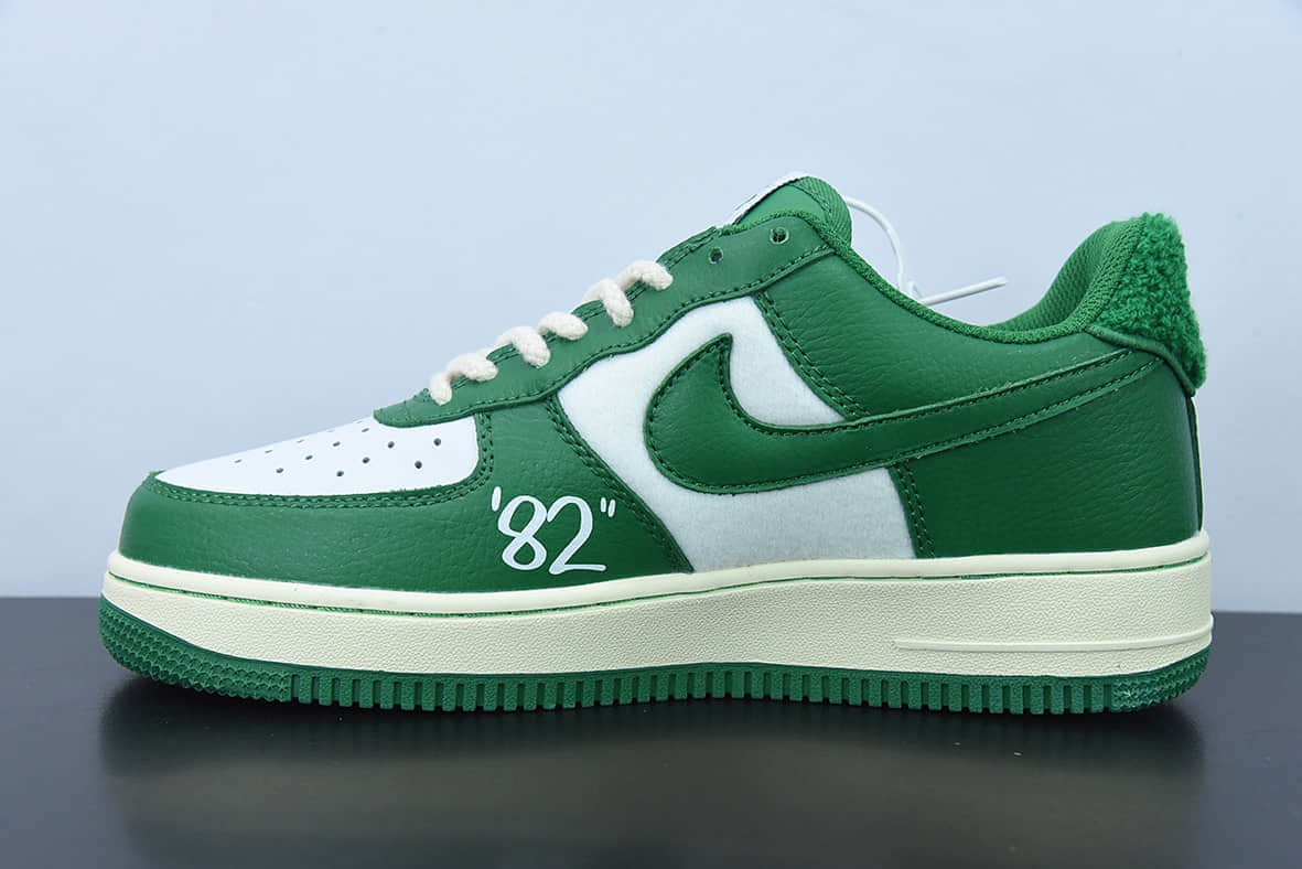 耐克Nike Nike Air Force 1 Low’07 白绿涂鸦二次元复古主题空军一号低帮休闲板鞋纯原版本 货号：DO5220-163