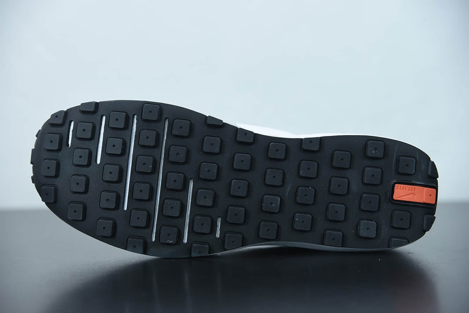 耐克Nike Waffle One  Summit White  白灰色网面透气休闲跑步鞋纯原版本 货号：DA7995-100