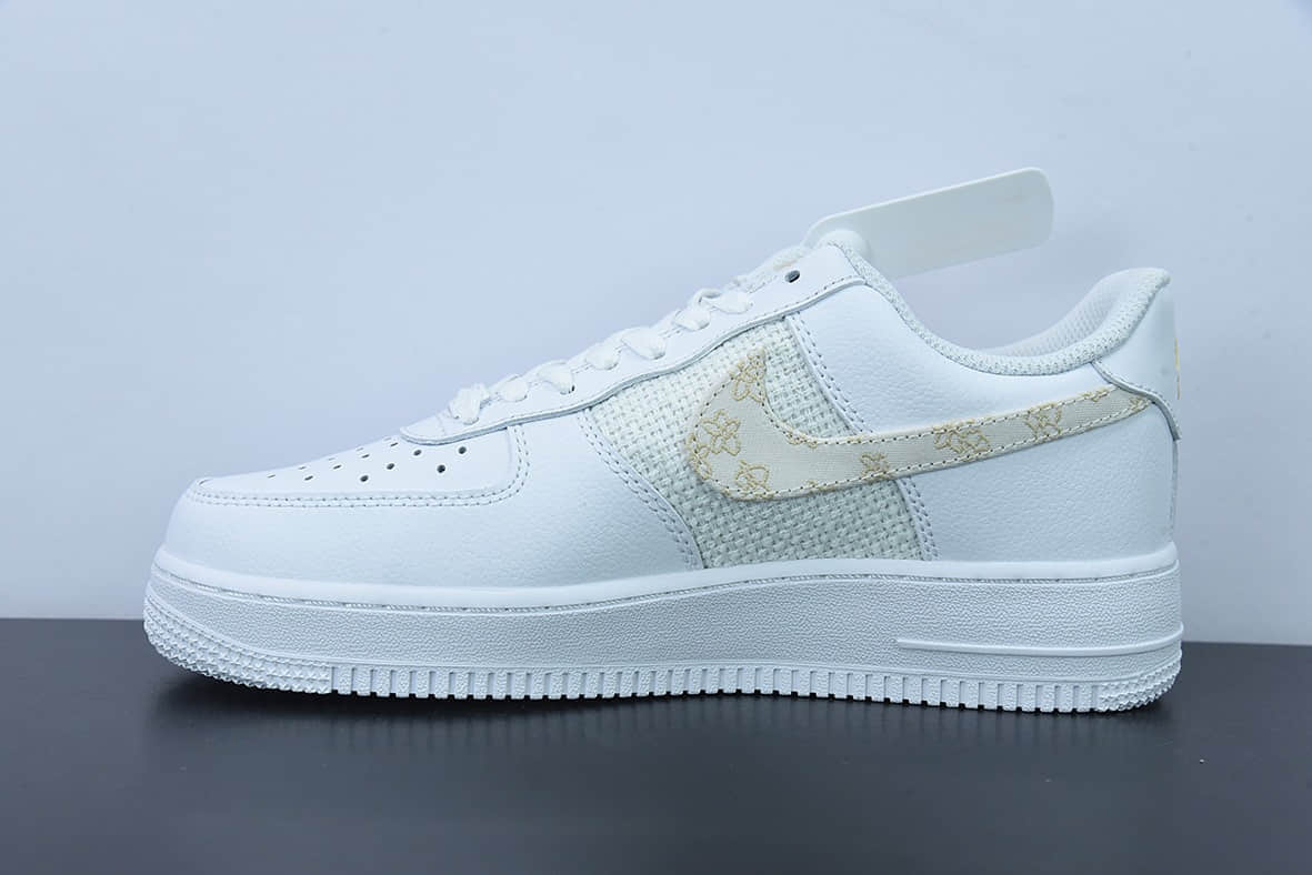 耐克Nike Air Force 1'07 Low 小香风花卉空军一号低帮经典休闲板鞋纯原版本 货号：DO9458-100