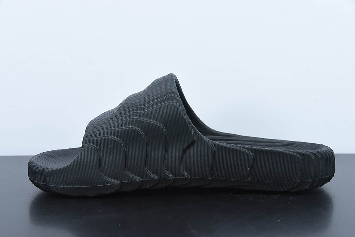 阿迪达斯Adidas originals Adilette 22 款黑色夏季新款3D打印沙滩休闲拖鞋纯原版本 货号：GX6949