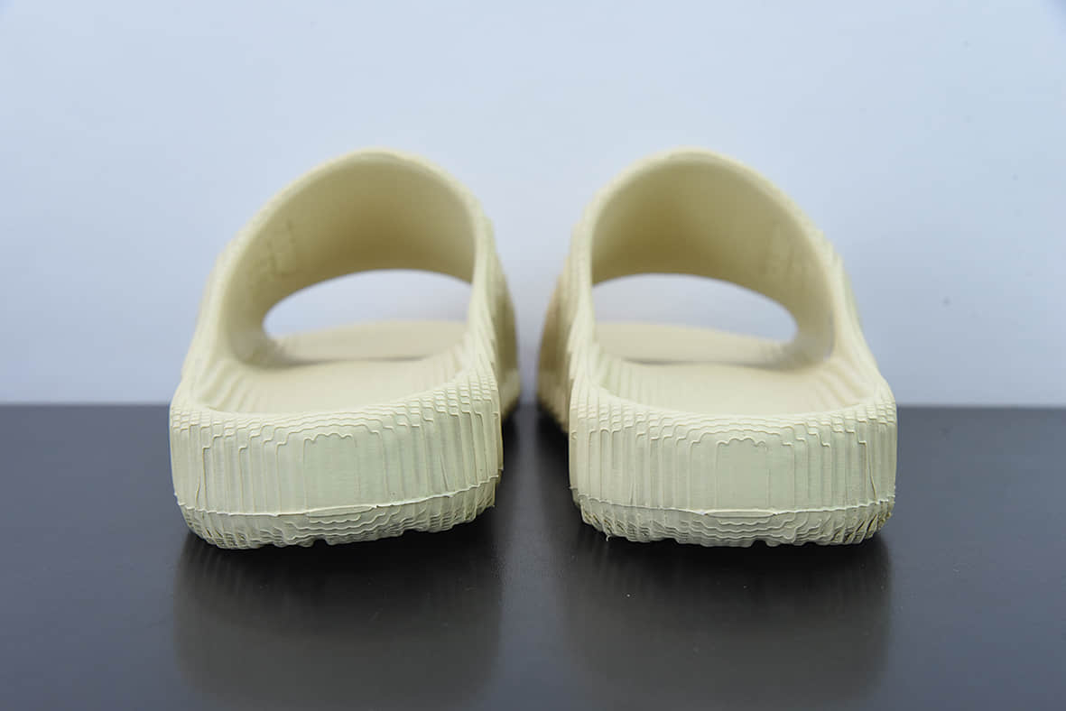 阿迪达斯Adidas Original Adilette 22 SlideMagic Lime莱特22代米白色系列山脊造型椰子风沙滩涉水百搭运动穿搭拖鞋纯原版本 货号：GX6946