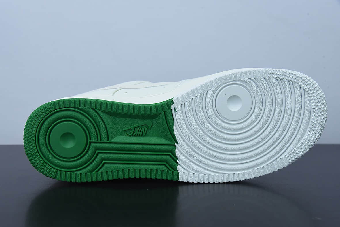 耐克Nike Air Force 1’07 Low QSSailGreen 白绿波士顿空军一号经典休闲板鞋纯原版本 货号：NA2022 002