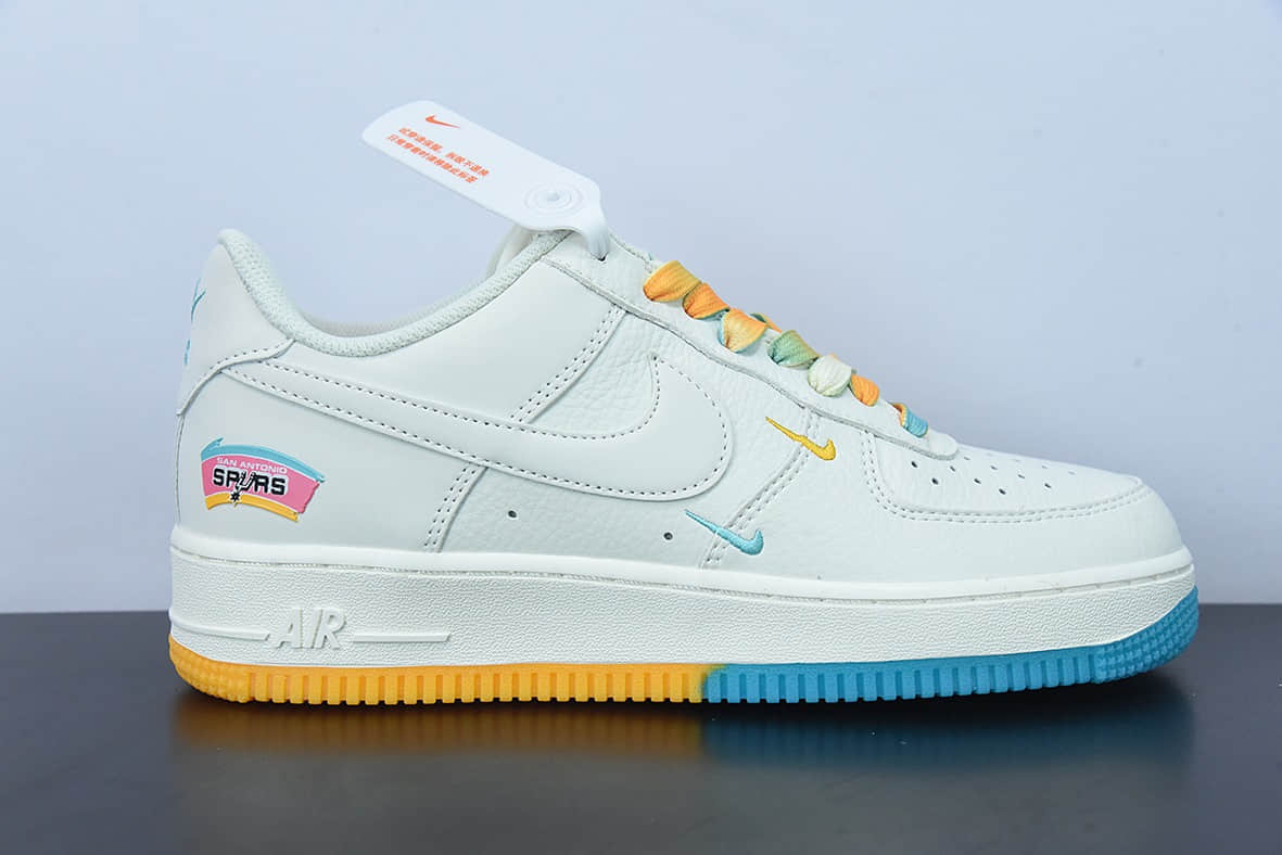 耐克Nike Air Force 1 Low '07 “米黄蓝”圣安东尼奥城市限定空军一号低帮休闲板鞋纯原版本 货号：SA5696-123