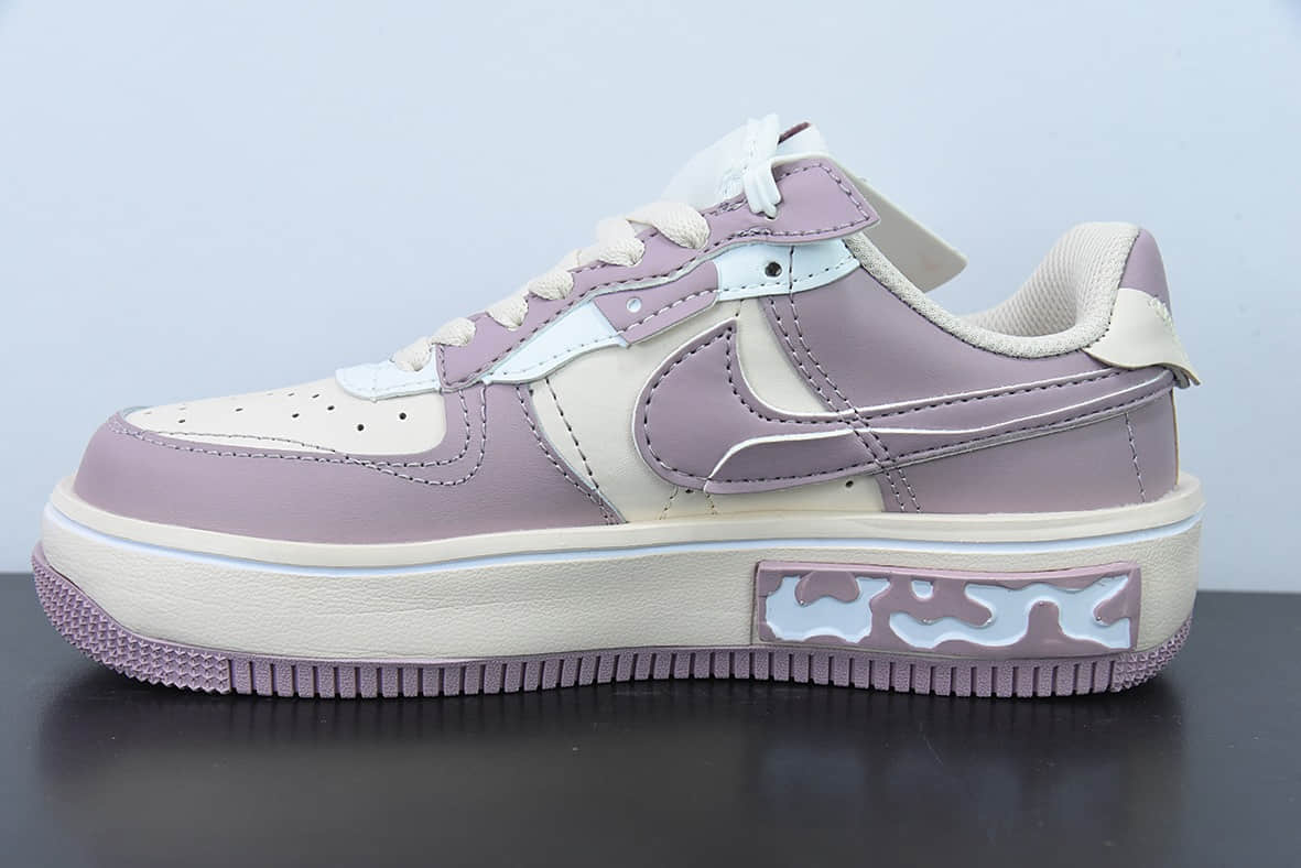 耐克Nike Wmns Air Force 1 FontankaRose PinkBeige玫瑰粉奶白丰塔卡系列空军一号低帮休闲板鞋纯原版本 货号：CW6688-609