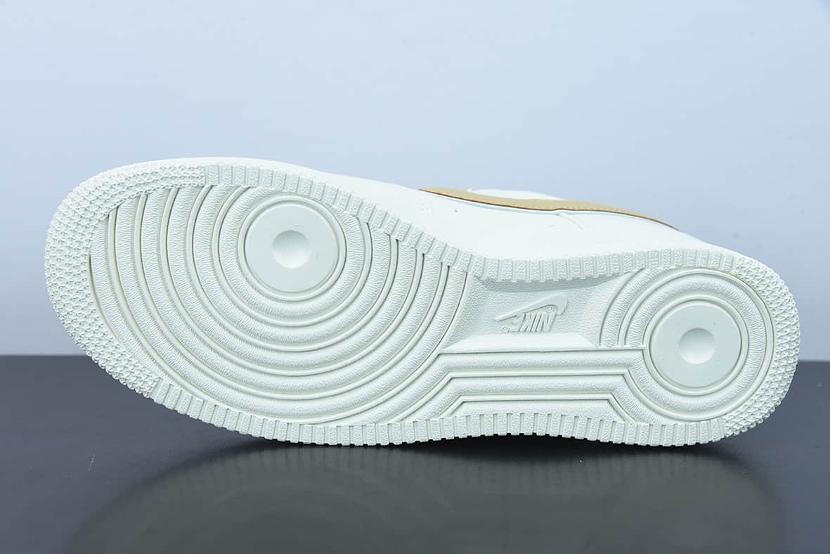 耐克Nike Air Force 1 '07 米棕布面3m炫彩反光空军一号低帮休闲板鞋纯原版本 货号：MN5696-509