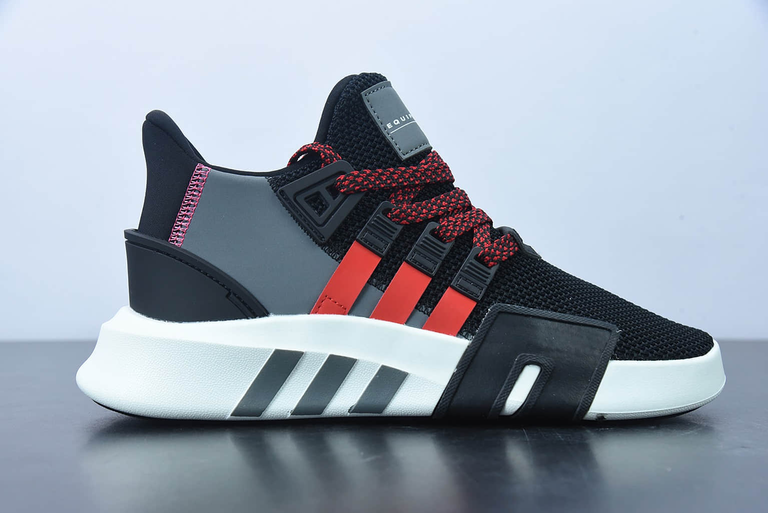 阿迪达斯Adidas EQT BASK ADV支撑者系列黑灰红透气轻便复古慢跑鞋纯原版本 货号：BD7777