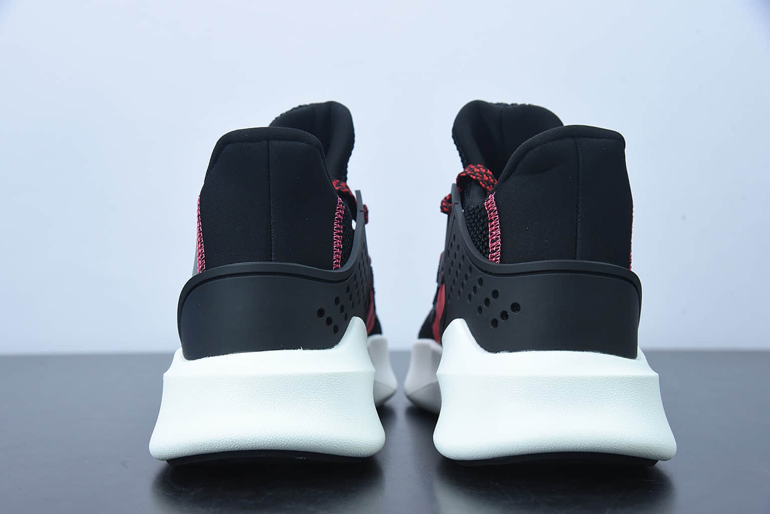 阿迪达斯Adidas EQT BASK ADV支撑者系列黑灰红透气轻便复古慢跑鞋纯原版本 货号：BD7777