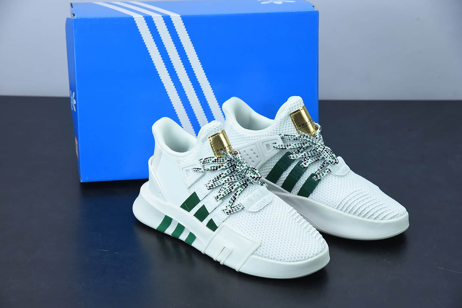 阿迪达斯Adidas EQT BASK ADV支撑者系列白绿色透气轻便复古慢跑鞋纯原版本 货号：EE5023