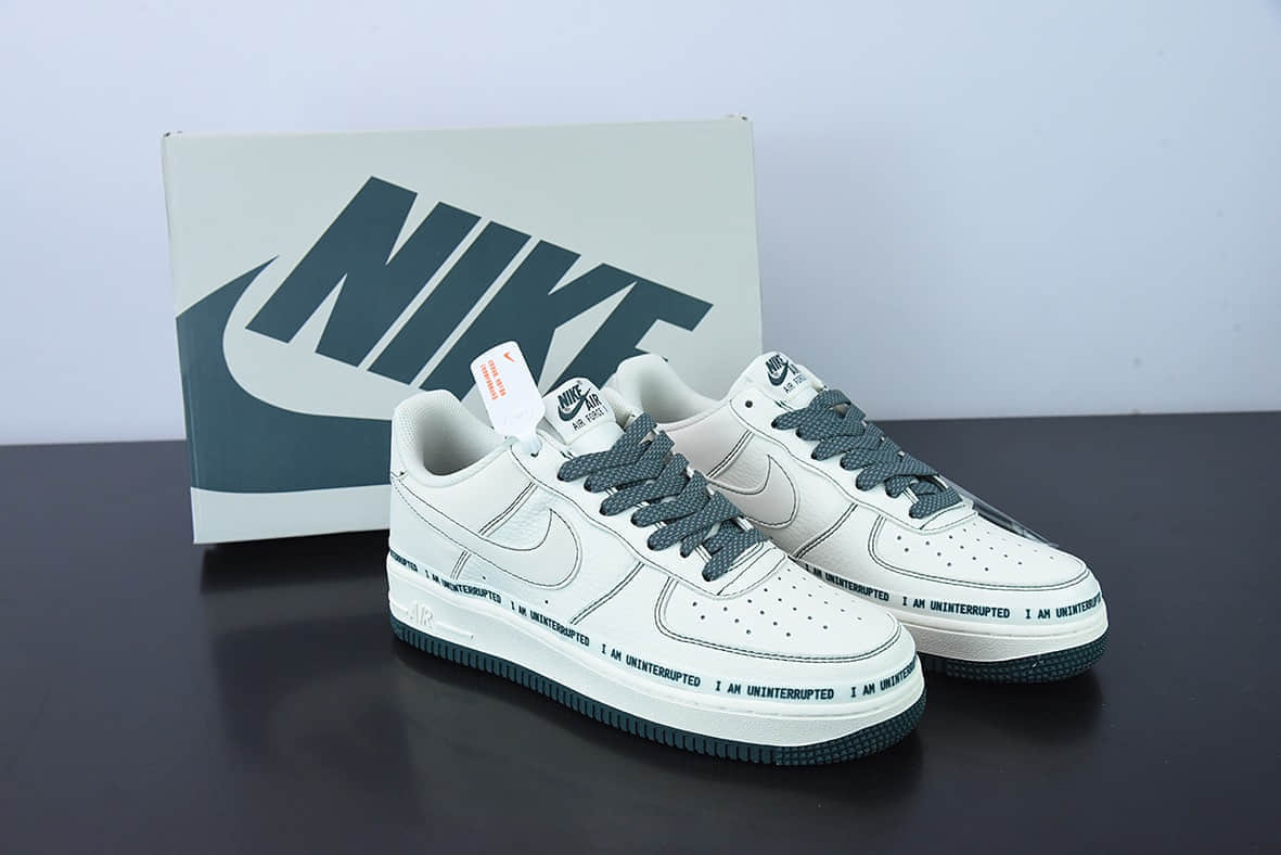 耐克Nike Uninterrupted x Air Force 1 MORE THAN“白绿签名涂鸦3M”空军一号低帮休闲板鞋纯原版本 货号：UI8969-639