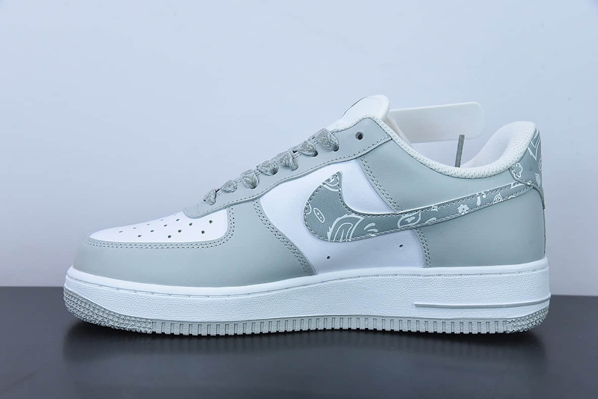 耐克Nike Air Force 1 Low ’07 灰白腰果花配色空军一号低帮休闲板鞋纯原版本 货号：XM6321-736