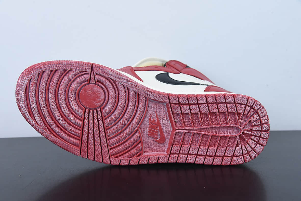 乔丹Air Jordan 1 Retro High OG  Chicago Reimagined  做旧芝加哥高帮篮球鞋纯原版本 货号：DZ5485-612