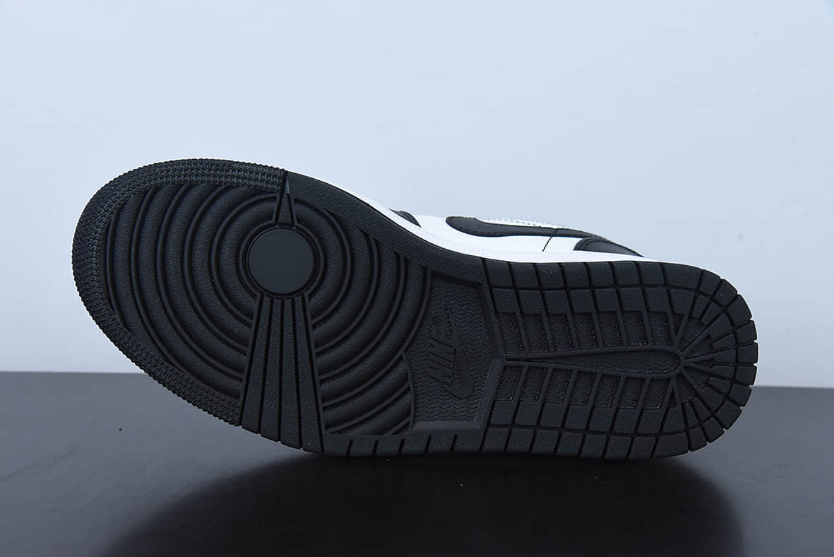 乔丹Air Jordan 1 Low AJ1全息投影黑白炫彩低帮休闲板鞋纯原版本 货号：DR9497-001