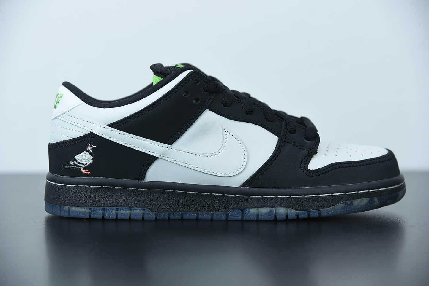 耐克Nike Staple x Dunk SB Low Pro OG 联名款黑白鸽子低帮休闲板鞋纯原版本 货号：BV1310-013