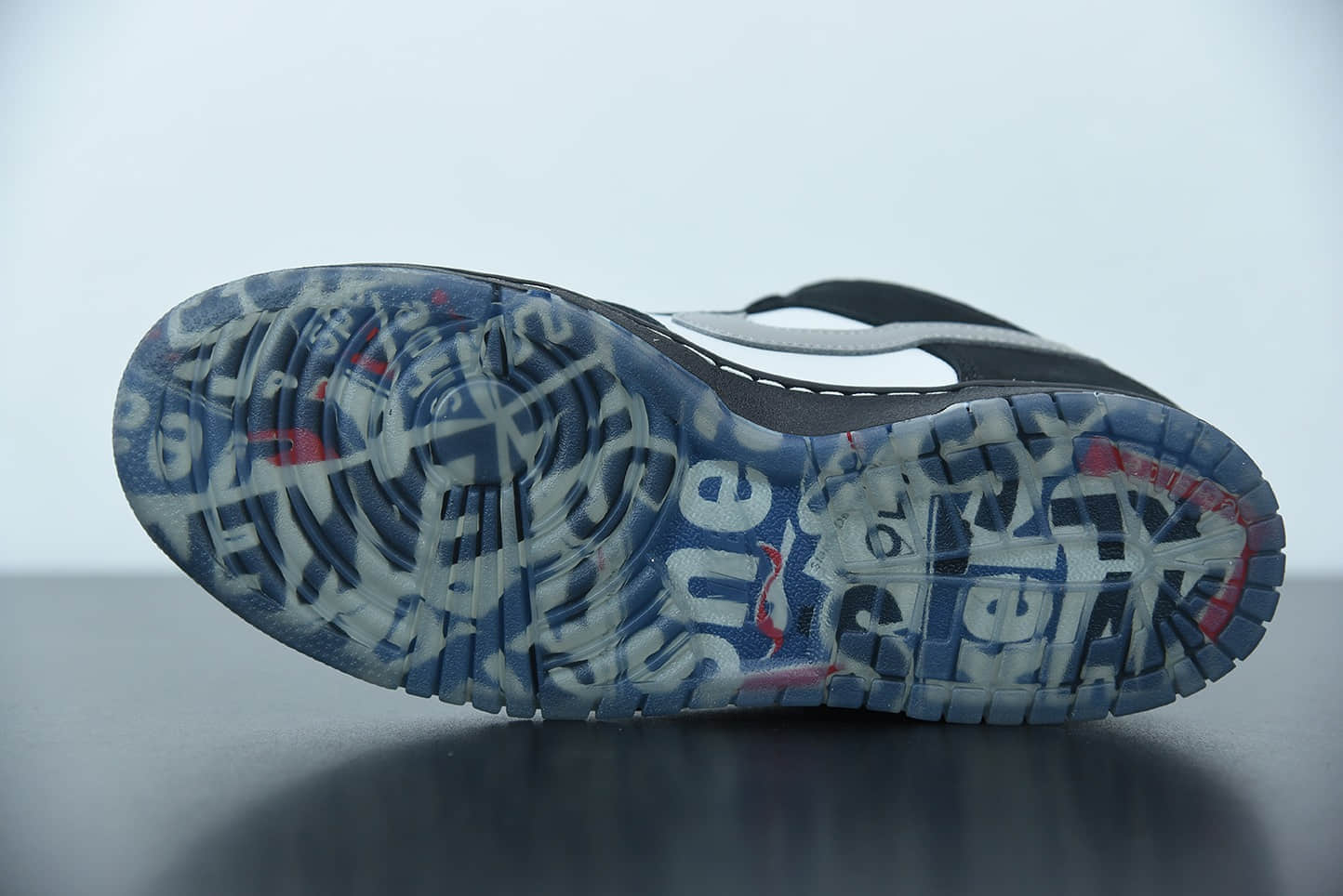 耐克Nike Staple x Dunk SB Low Pro OG 联名款黑白鸽子低帮休闲板鞋纯原版本 货号：BV1310-013