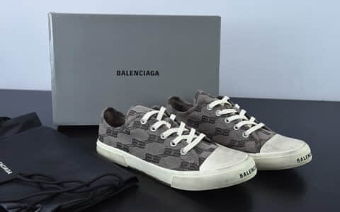 巴黎世家Balenciaga 巴黎世家低帮棕色帆布鞋纯原版本 货号：688754W6RG20015
