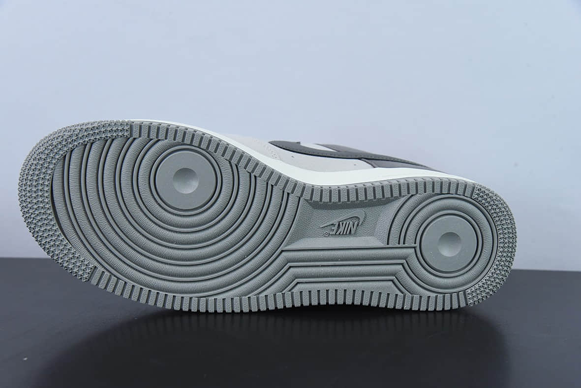 耐克Nike Air Force 1’07 Low QSGreyDark GreyOrange帆布浅灰深灰橙空军一号经典低帮百搭休闲运动板鞋纯原版本 货号：DG2296-016