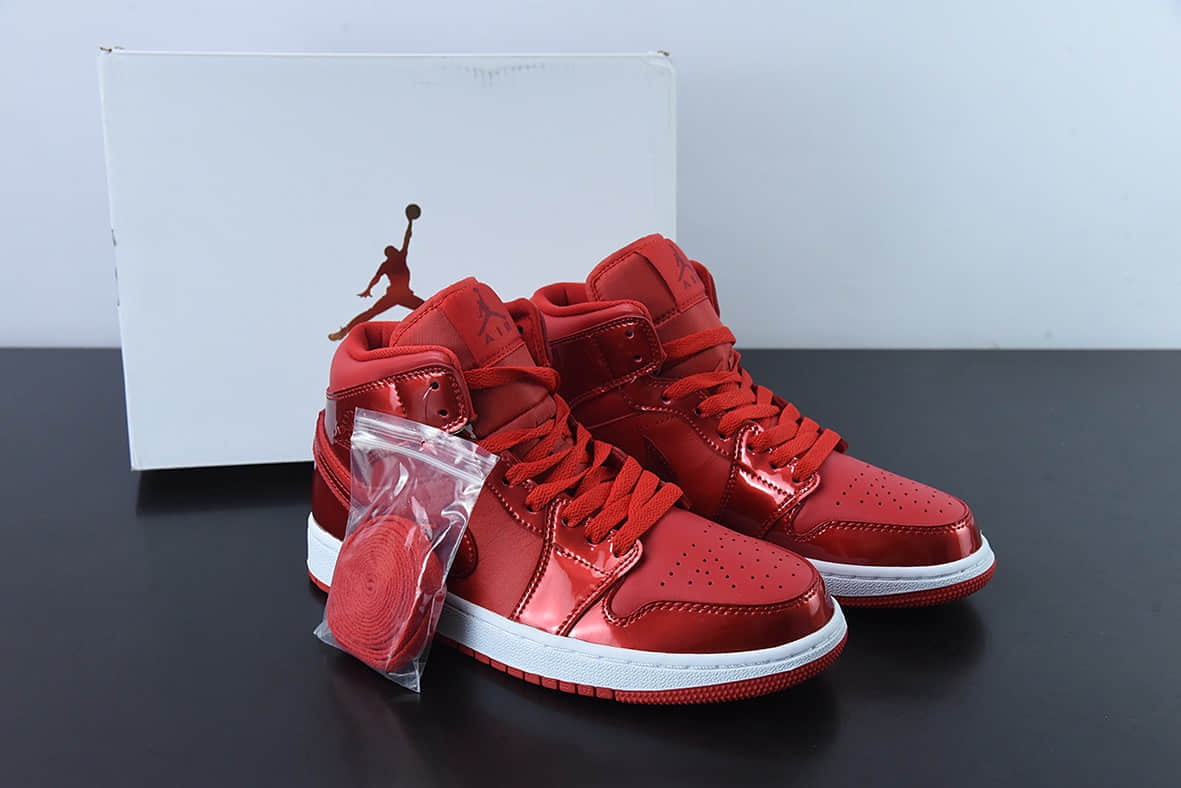 乔丹Air Jordan AJ1 Mid 红色漆皮中帮复古篮球鞋纯原版本 货号：DH5894-600
