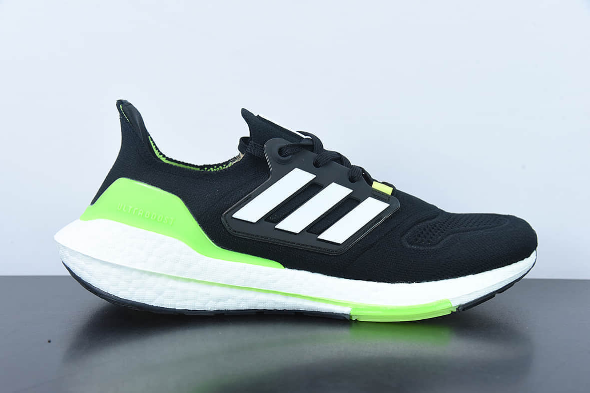 阿迪达斯Adidas Ultra Boost 22 Consortium 阿迪达斯 8.0黑荧光绿厚底爆米花休闲跑鞋纯原版本 货号：GX6640